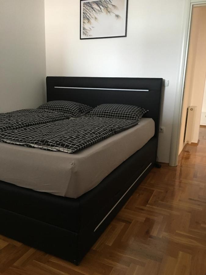 Apartman City Center 3-Setaliste Prijedor Exteriör bild